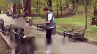 小便彼女在线视频,一场在线视频引发的视觉盛宴